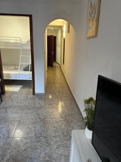 Economico Piso En Madrid Centro Exterior photo